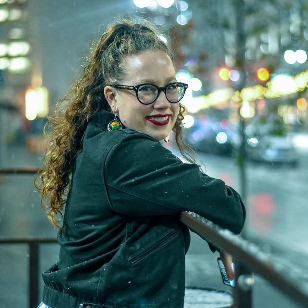 Meet your Posher, Elle